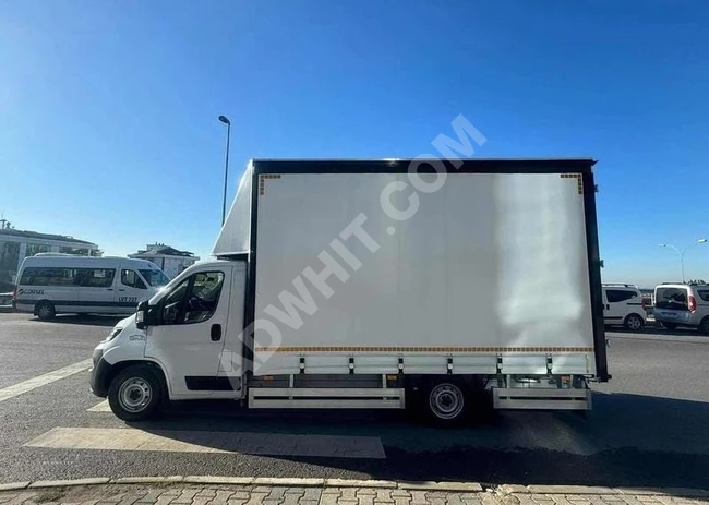 شاحنة موديل 2022 شاسيه طويل 4200 XL SFR حاوية منزلقة 4.60 SFR فحص