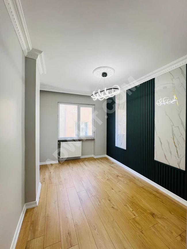 Satılık daire .. Acil olarak İstanbul'da, yeni metro projesine yakın, cazip bir fiyata.