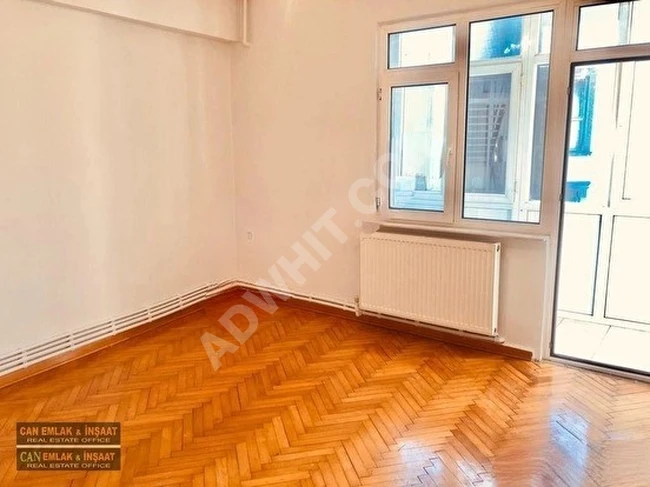 Cihangir Firüzağada Merkeze Yakın Konumda Balkonlu Aydınlık Bakımlı Kombili Daire (2+1)(100m2) Daire