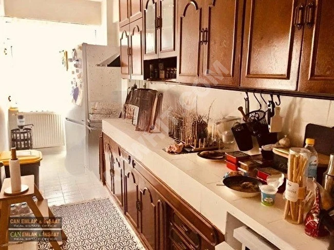 Cihangir Firüzağada Merkeze Yakın Konumda Balkonlu Aydınlık Bakımlı Kombili Daire (2+1)(100m2) Daire