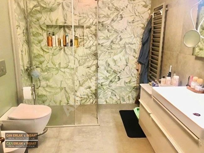 Cihangir'de Süper Deniz Manzaralı OTOparklı Asansörlü (A)Plus Kalite (2)Banyolu (3+1)(230)m2 Daire