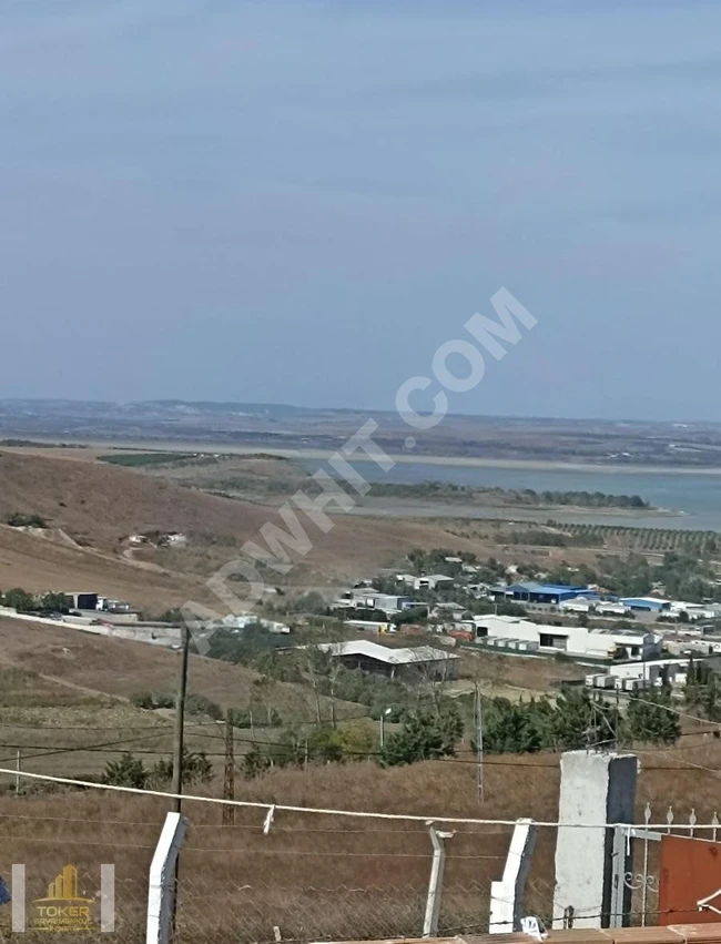 KÖŞE BAŞI GÖL MANZARALI MUSTAKIL VILLA