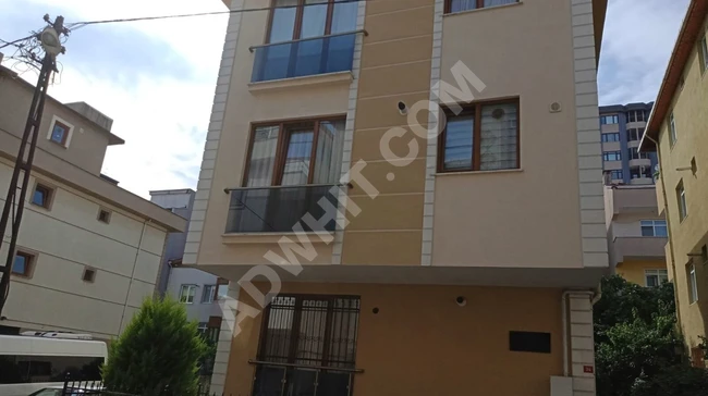 İÇERENKÖY'DE METRO DURAĞINA KOMŞU TERASLI 2+1 DUBLEKS