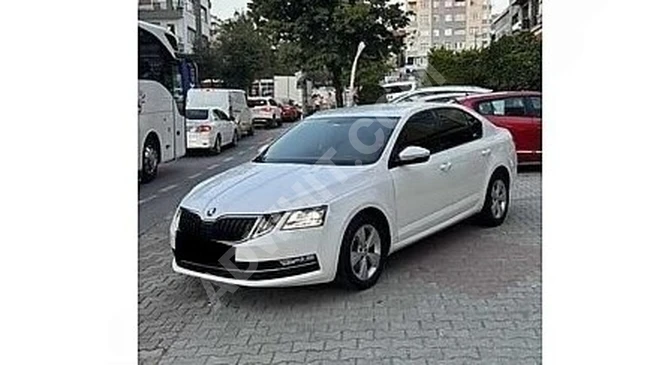 2017 OTMTK VİTES 1.6 TDI STYLE İÇİ BEJ SKODA OCTAVİA YENİ KASA