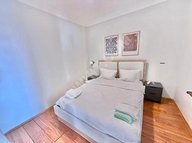 Cihangir'de Kaliteli Deniz ve Şehir Manzaralı Ful Eşyalı Merkezde Balkonlu Bakımlı (3+1)(110)m2