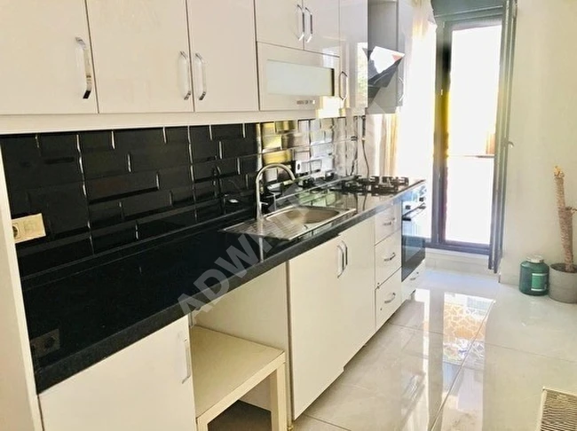 Cihangir'de Taksim'e(5)dk.Mesafede Yeni Sıfır Karakterli Binada Balkonlu Asansörlü(2)Klimalı Kombili