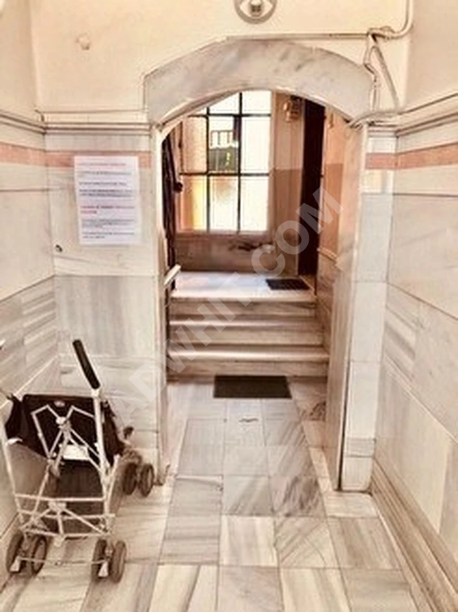 Cihangir'de Tam Göbekte Tamamı Yenilenmiş Sıfır Konumda (2)ad.Klimalı Kombili Süper Bahçe Katı