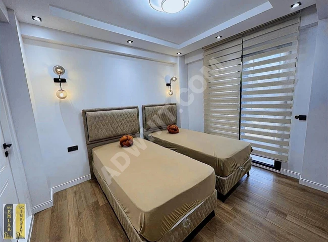 YOĞURTHANE MEVKİİNDE E5'e 200 m İSKANLI SIFIR TRİPLEKS VİLLA