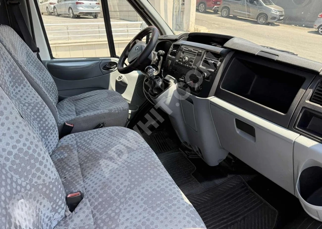 FORD TRANSIT 350 L refrigerated van, 2011 model, in good condition and regularly maintained.