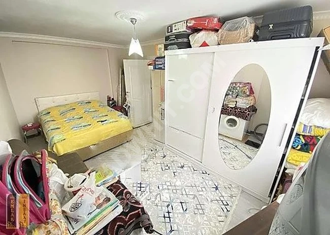 SELİMPAŞANIN GÖZDE SİTESİNDE 3+1 OTOPARKLI İSKANLI ARA KAT'TA