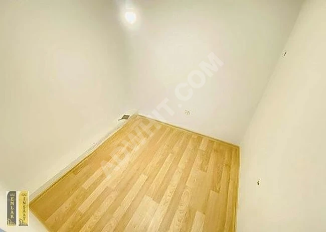 İSKANLI ASANSÖRLÜ OTOPARKLI KAMELYALI TERASLI KİRALIK DAİRE