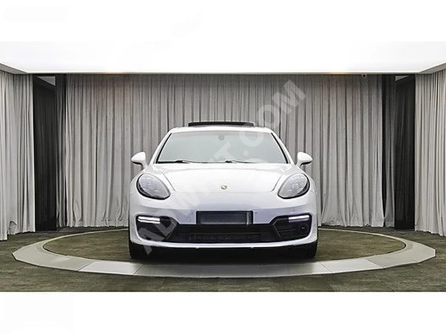 سيارة PORSCHE PANAMERA 4S موديل 2010 شاشة وكالة - بدون أخطاء