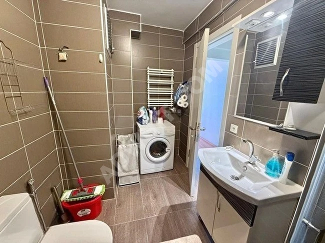 Cihangir'de Emsalsiz Süper Deniz Manzaralı Yenilenmiş Ful Eşyalı (2)Klimalı Kombili (2+1)(95 m2)