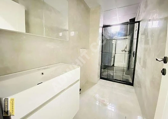 3+1 KAPALI OTOPARKLI EBEVEYN BANYOLU ARA KAT'TA BALKONLU İSKANLI