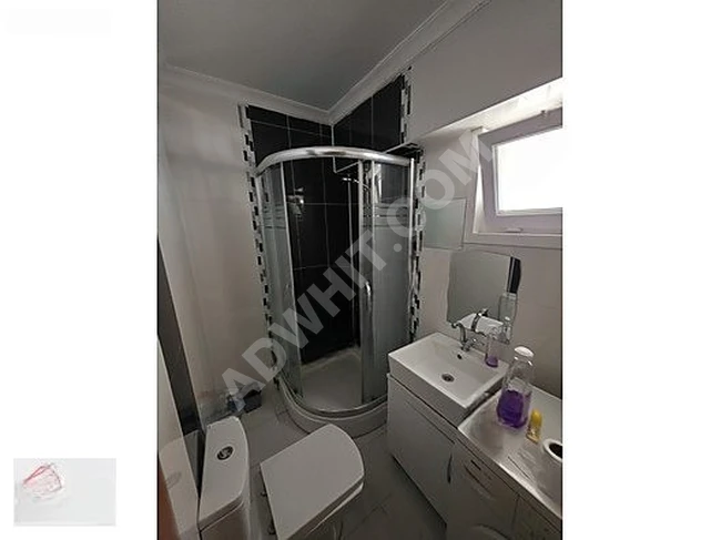 YENİ'DEN 1+1 METROYA ÇOK YAKIN SİTE İÇERİSİNDE ARA KAT EŞYALI .