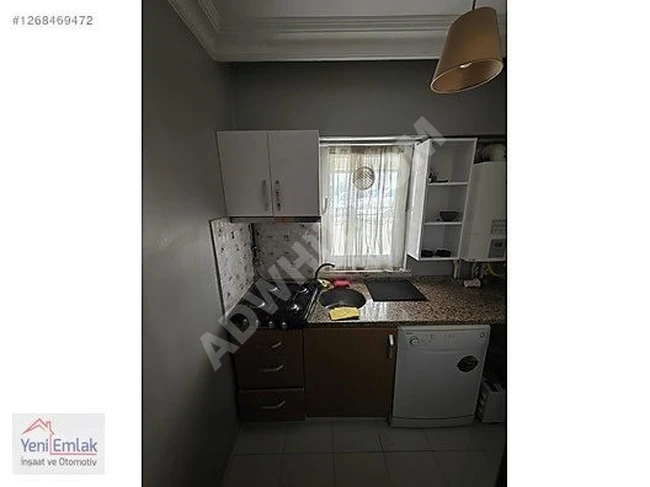 YENİ'DEN 1+1 METROYA ÇOK YAKIN SİTE İÇERİSİNDE ARA KAT EŞYALI .