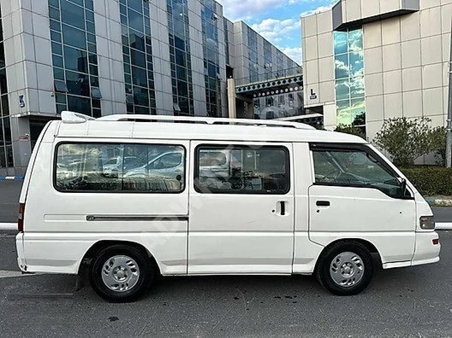 VAN MITSUBISHI L300 4+1 model 2005