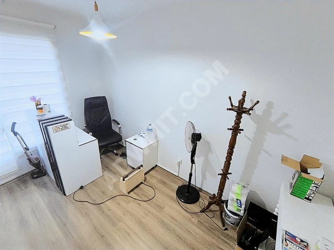 ÜSKÜDAR MERKEZİ BÖLGEDE HALK CADDESİ ÜZERİNDE SATILIK İŞ YERİ