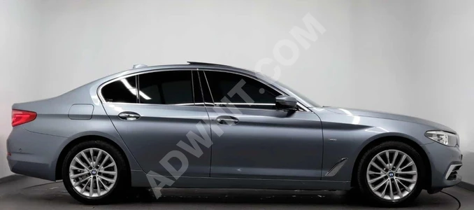 سيارة موديل 2018 5.20İ مقاعد مدفأة - ذاكرة - نظام شفط كهربائي - باب خلفي كهربائي