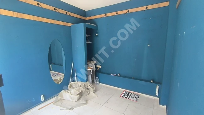 Commercial property and shop for sale on HALK Street, in ÜSKÜDAR.