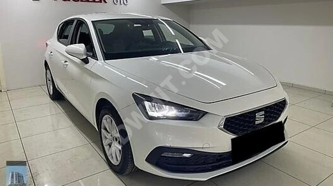 سيارة SEAT LEON موديل 2024، ضريبة القيمة المضافة 20٪، بدون أخطاء.