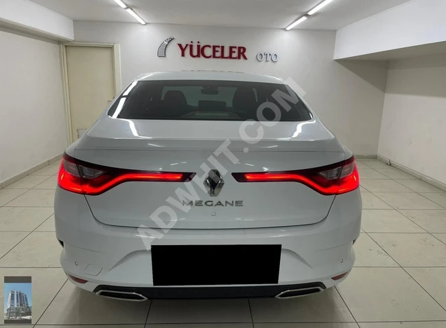 RENAULT MEGANE 1.3 TOUCH car, model 2023, automatic, VAT 20%.