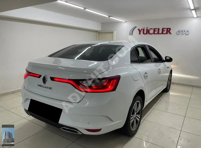 RENAULT MEGANE 1.3 TOUCH car, model 2023, automatic, VAT 20%.