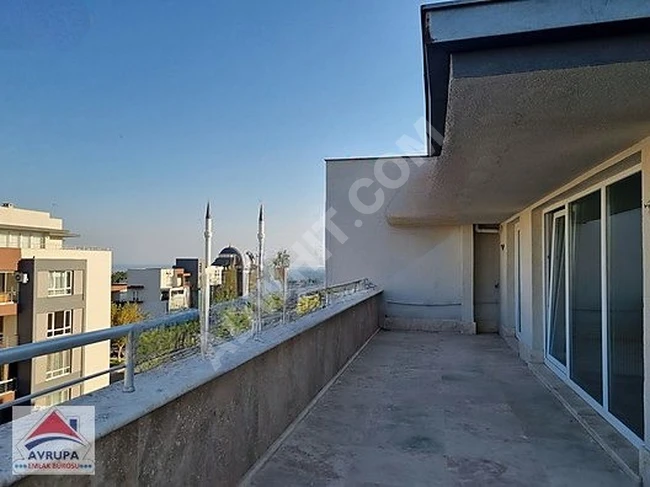 SELİMPAŞA EMLAK KONUT SİTESİNDE 195 M2+100 M2 TERASLI LÜKS DAİRE