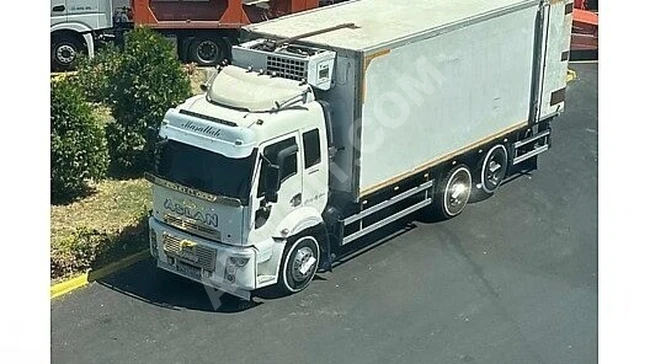شاحنة FORD 2524 TERMOKİNG-18 LİFT موديل 2005