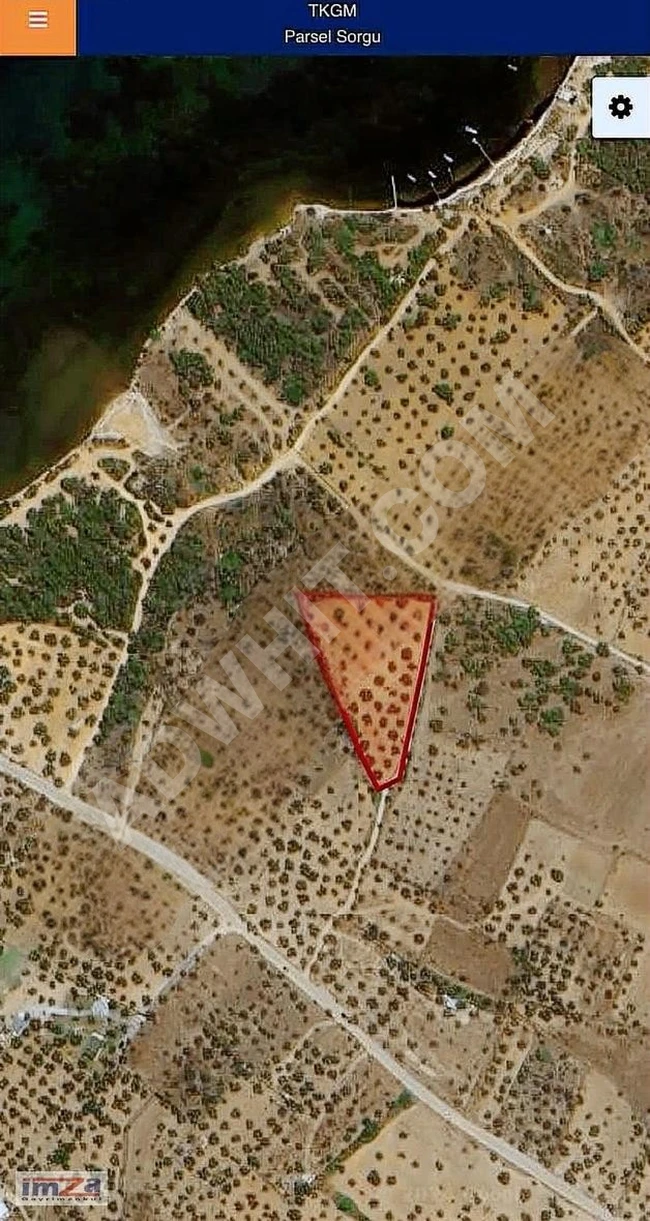 AYVALIK CUNDA, ÇATALTEPEDE, YOLA CEPHE, DENİZE YAKIN 9452m2