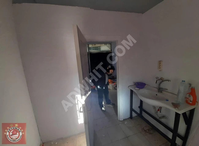 Shop for sale between E5 and MARMARAY in PENDİK KAYNARCA