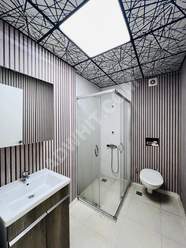 İstanbul'da yeni metroya yakın, şehir manzaralı, cazip fiyatlı satılık daire.