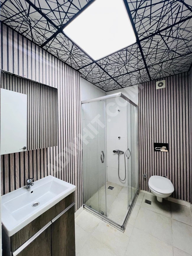 İstanbul'da yeni metroya yakın, şehir manzaralı, cazip fiyatlı satılık daire.