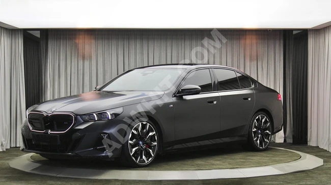 سيارة BMW İ5 M60 موديل 2024 - خروج من الوكالة بدون أخطاء