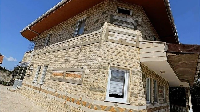 Çatalca Çanakça'da 8 + 1 satılık villa