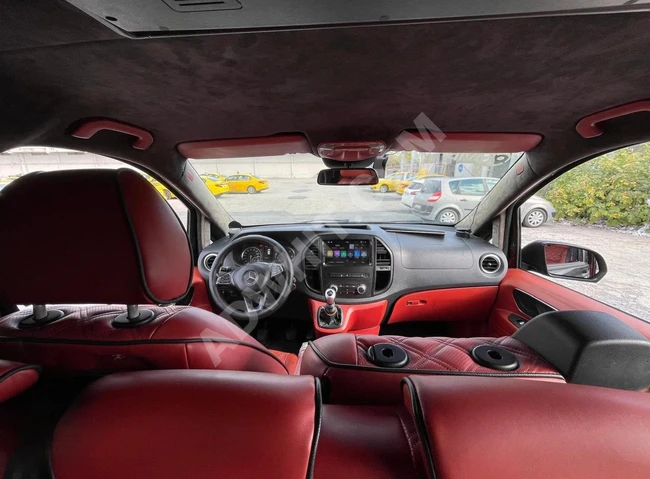 Periodic maintenance at the dealer, full financing, MERCEDES VITO VIP model 2017