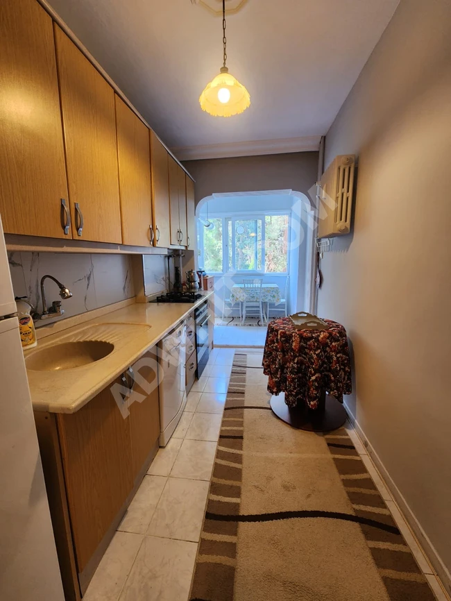 Metrobüs yakınında yıllık kiralık mobilyalı daire.