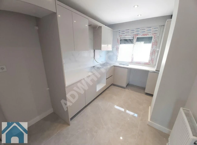 DEĞERLİ EMLAK,TAN ÜSKÜDAR MERKEZ DE SIFIR 3+2 DUBLEX SATILIK