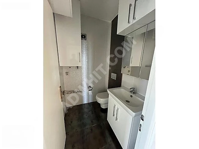 FIRSATT ATAKÖY 9'DA 3+1 GÜNEY KÖŞE DENİZ MANZARALI BOŞ TADİLATLI