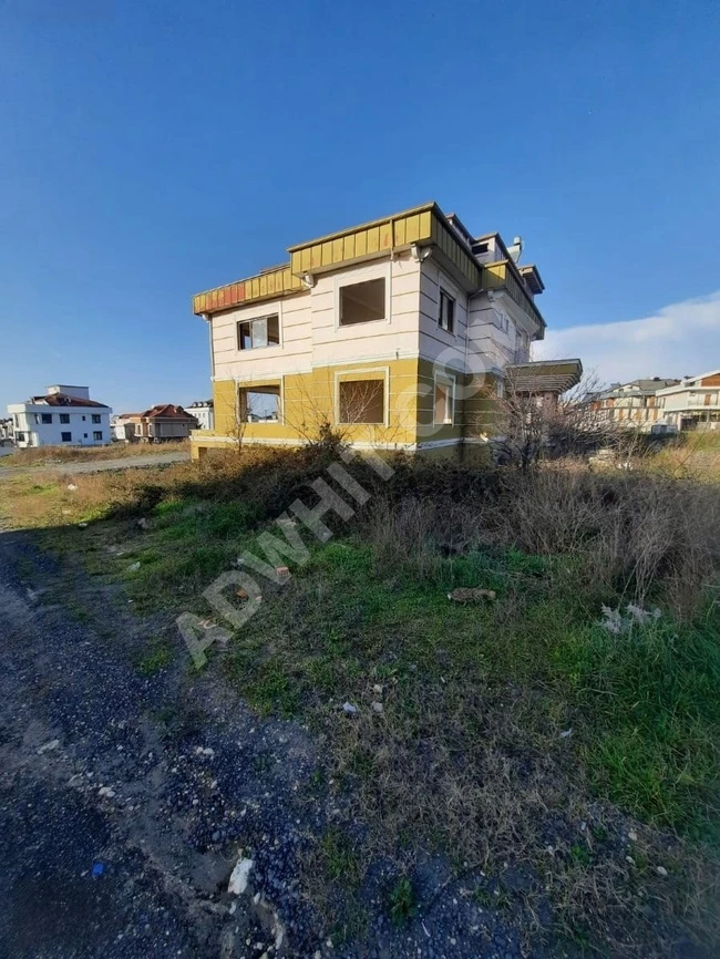 GÜRPINARIN EN GÜZEL YERİNDE NATAMAM 6+2 SATILIK VİLLA