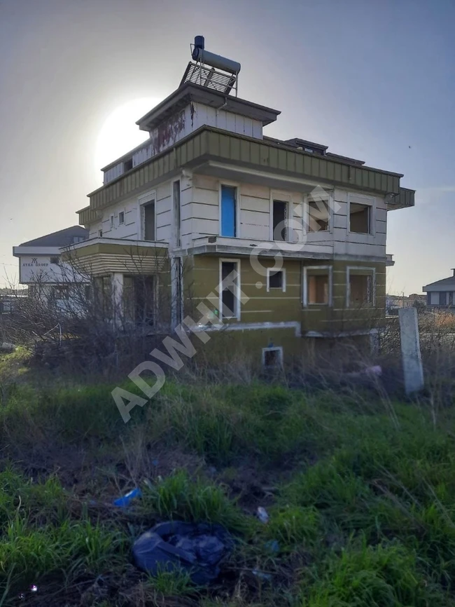 GÜRPINARIN EN GÜZEL YERİNDE NATAMAM 6+2 SATILIK VİLLA