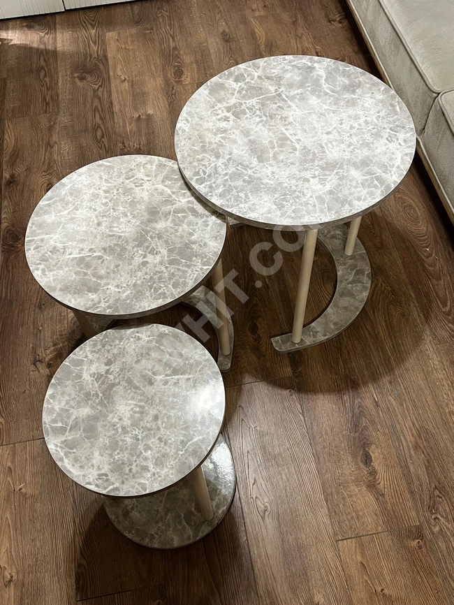 Üç adet üç katlı Lexus küçük sehpa (Zigon Sehpa)