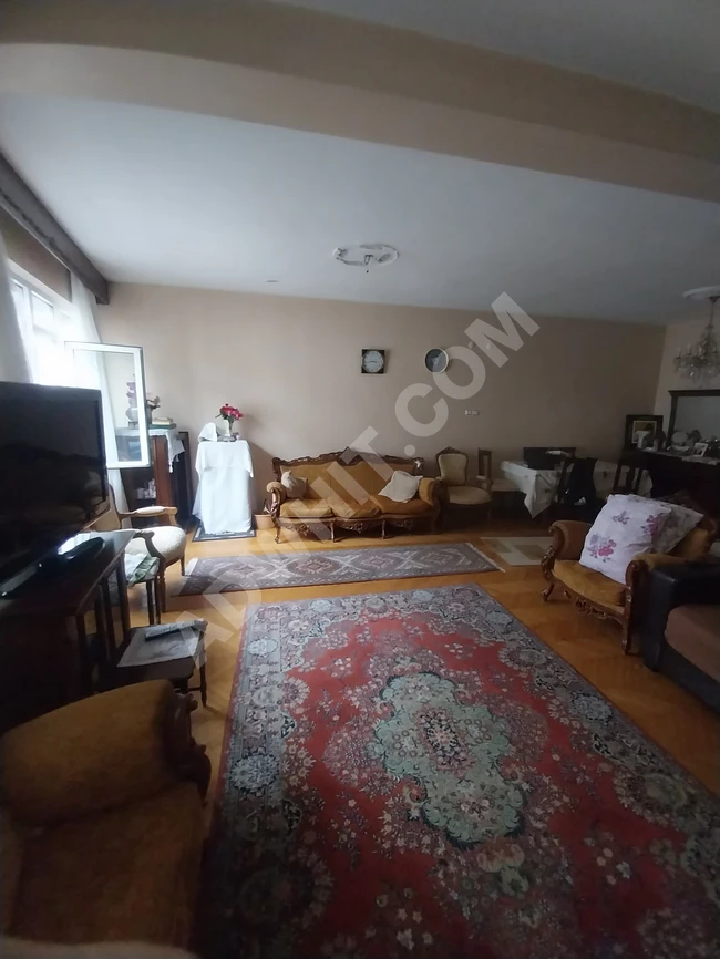 Pangaltında Osmanbey metroya 5dk. Full Esyalı 3+1 Kiralık Daire