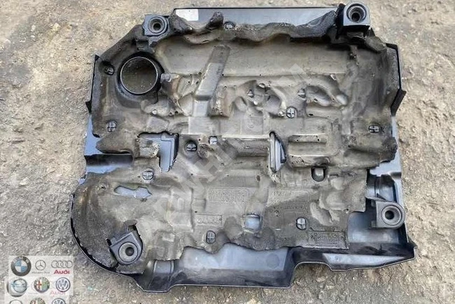 AUDİ MOTOR ÜST AKUSTİK KORUMA KAPAĞI (ORJİNAL) 04L103925L