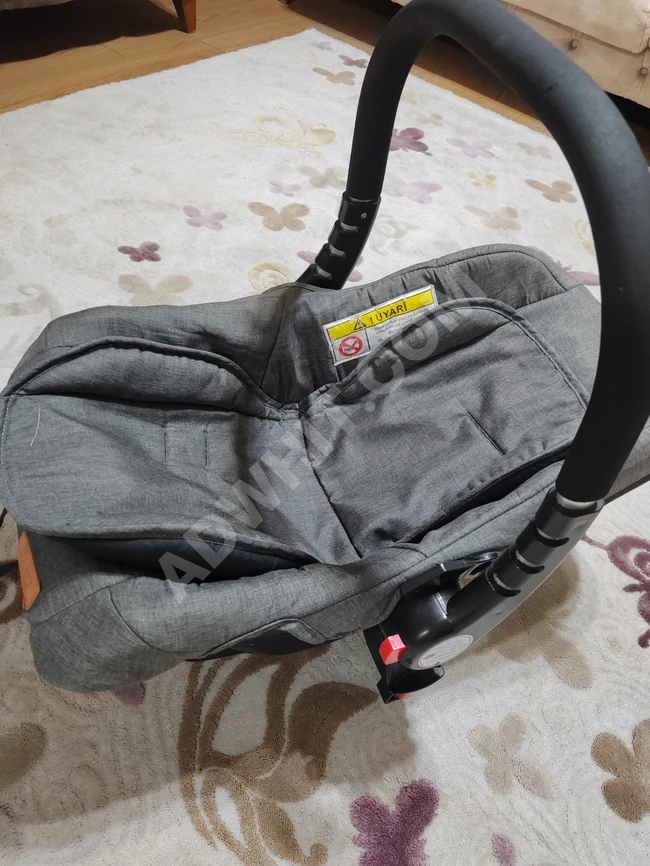 Ev ve araba için çocuk koltuğu