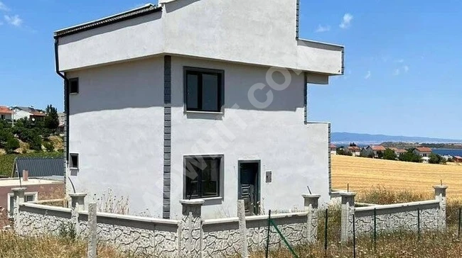 GELİBOLU GÜNEYLİDE EŞSİZ DENİZ MANZARALI SIFIR YAZLIK