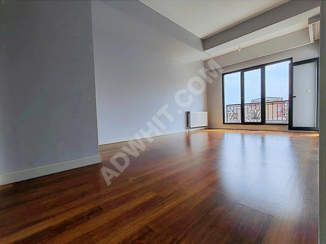 ilk kiracısı siz olun cad. ve metrora 150 metre ultra lüx 115m2