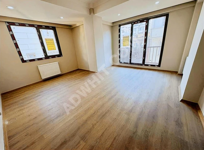 BAŞAKŞEHİR GÜVERCİNTEPE DE SATILIK ARA KAT 2+1 DAİRE