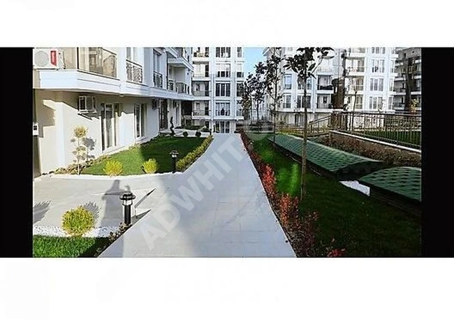 BEYLİKDÜZÜ ADNANKAHVECİ MAH EVİMİZ BEYLİKDÜZÜ SATILIK 3/1 DAİRE