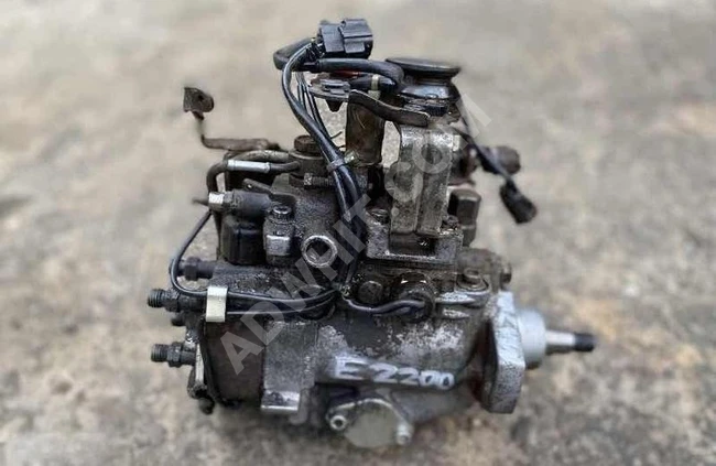 مضخة وقود MAZDA E2200 (أصلية) مستعملة